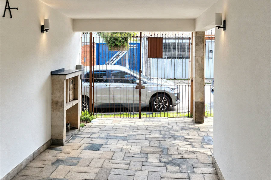 Casa à venda com 4 quartos em Santana, São Paulo, SP