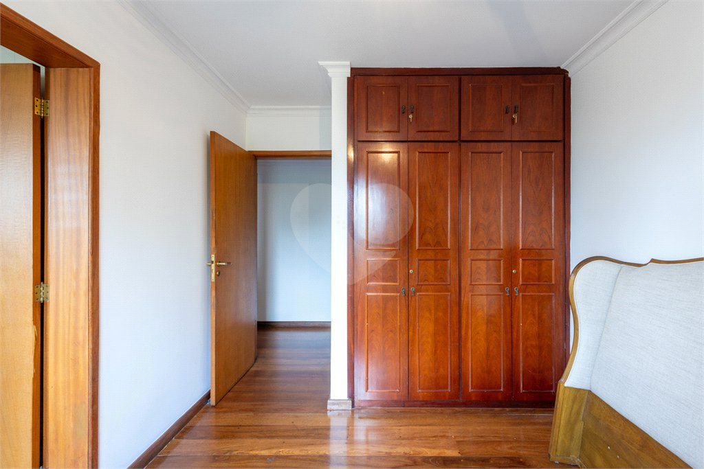 Apartamento à venda com 4 quartos, sendo 3 suítes,  em Jardim Monte Kemel, São Paulo, SP