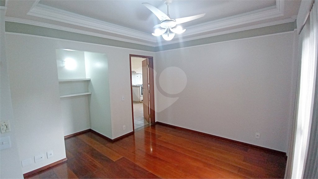 Apartamento à venda com 3 suítes no Centro, Vinhedo, SP