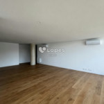 Apartamento T4 à venda em Lordelo do Ouro, Porto, Portugal – 240 m²