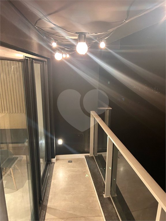 Apartamento à venda ou para alugar com 1 suíte em Pinheiros, São Paulo, SP