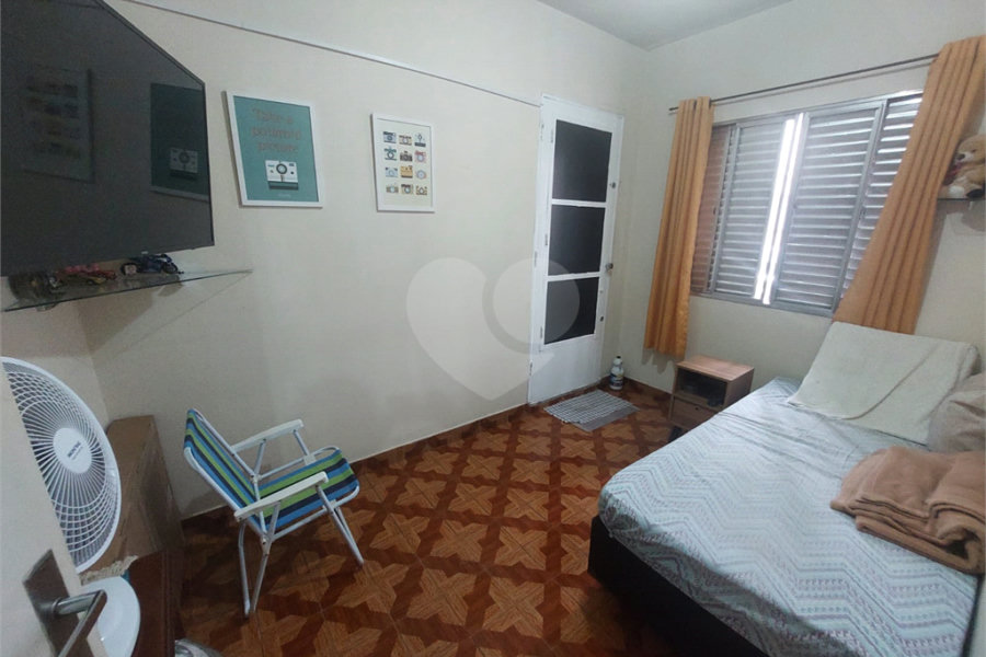 Sobrado à venda com 6 quartos em Parque Edu Chaves, São Paulo, SP