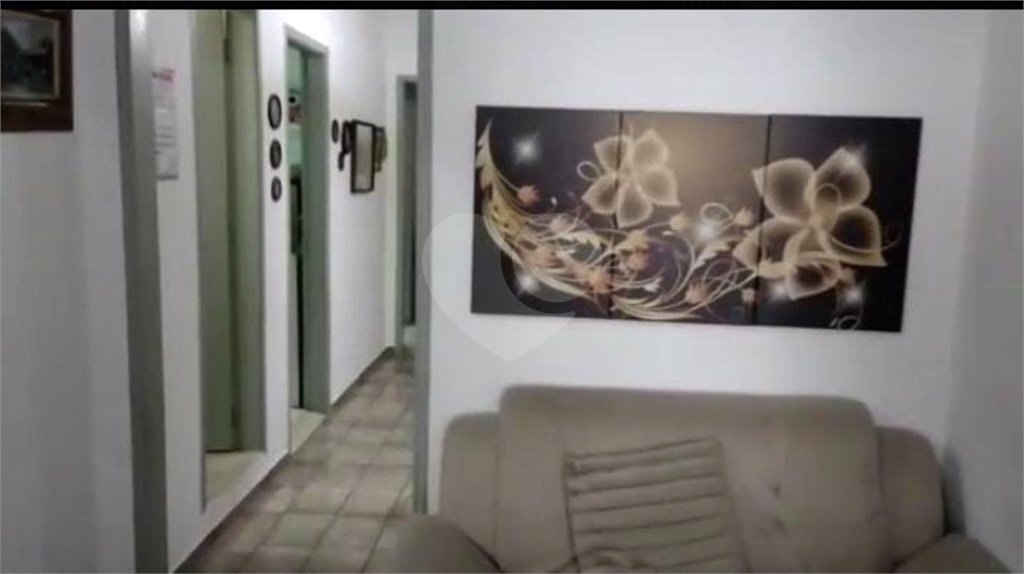 Casa Térrea à venda com 6 quartos em Jardim Rosana, São Paulo, SP
