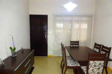 Sobrado à venda com 3 quartos, sendo 1 suíte, em Jardim São Luís, São Paulo, SP