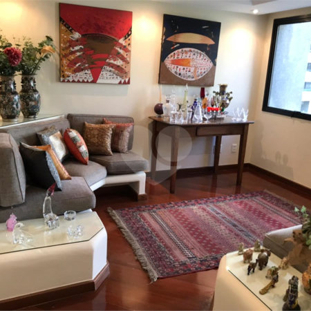 Apartamento à venda com 4 quartos, sendo 3 suítes, em Indianópolis, São Paulo, SP