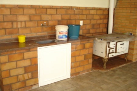 Sobrado para alugar com 5 quartos, sendo 2 suítes,  em Vila Suíça, Indaiatuba, SP