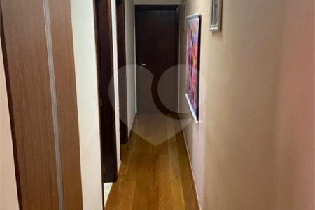 Sobrado à venda com 3 suítes em Jardim Celeste, São Paulo, SP