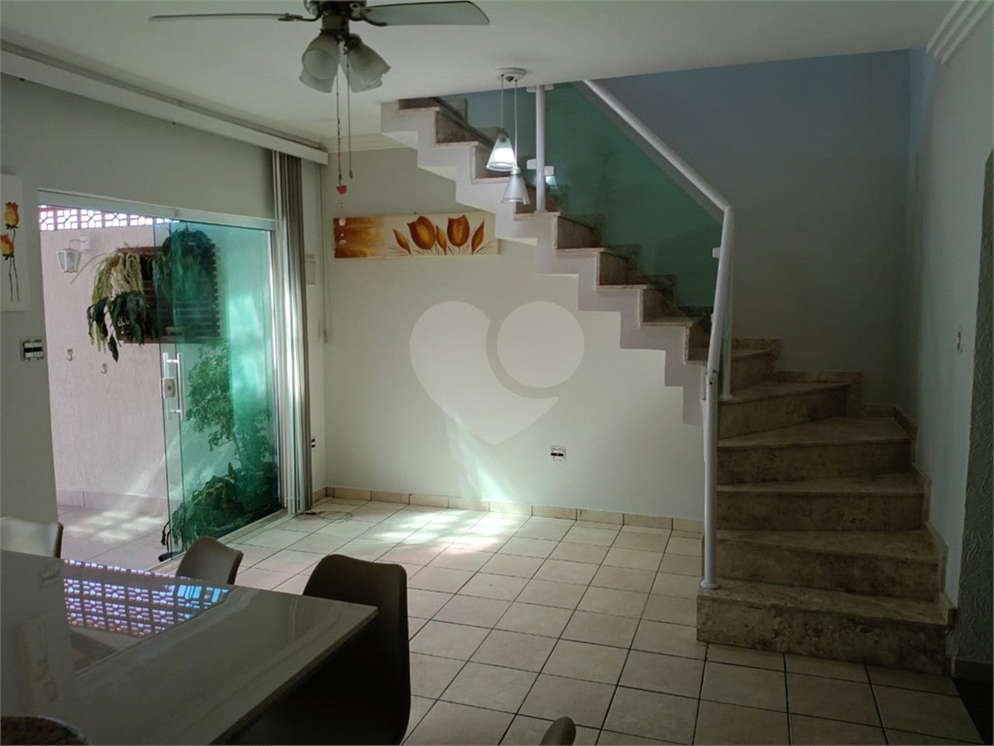 Casa à venda com 4 quartos, sendo 2 suítes,  em Vila Rei, Mogi das Cruzes, SP