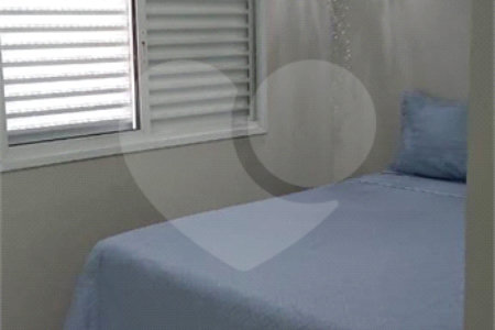 Apartamento à venda com 3 quartos, sendo 1 suíte,  em Parque Santana, Mogi das Cruzes, SP