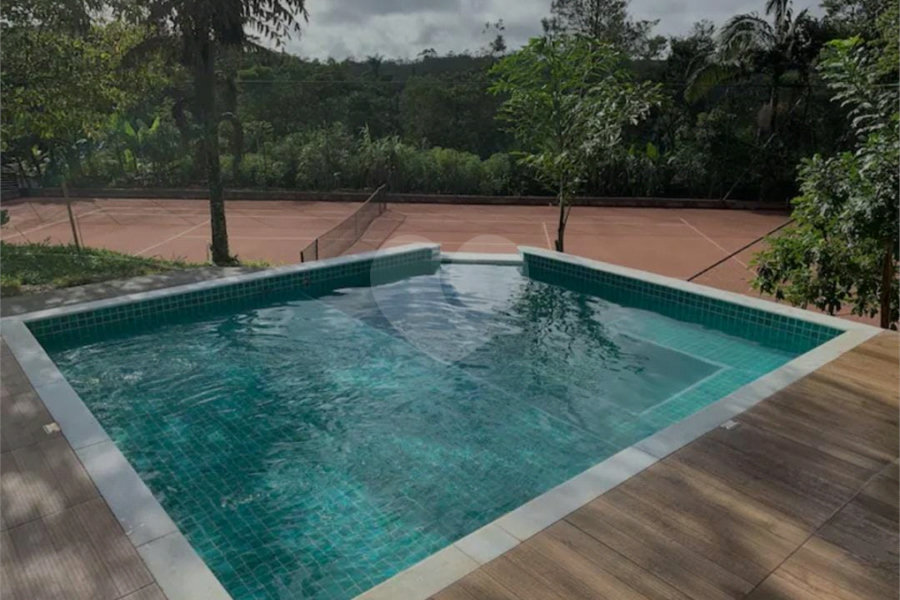 Chácara à venda com 3 quartos em Parelheiros, São Paulo, SP