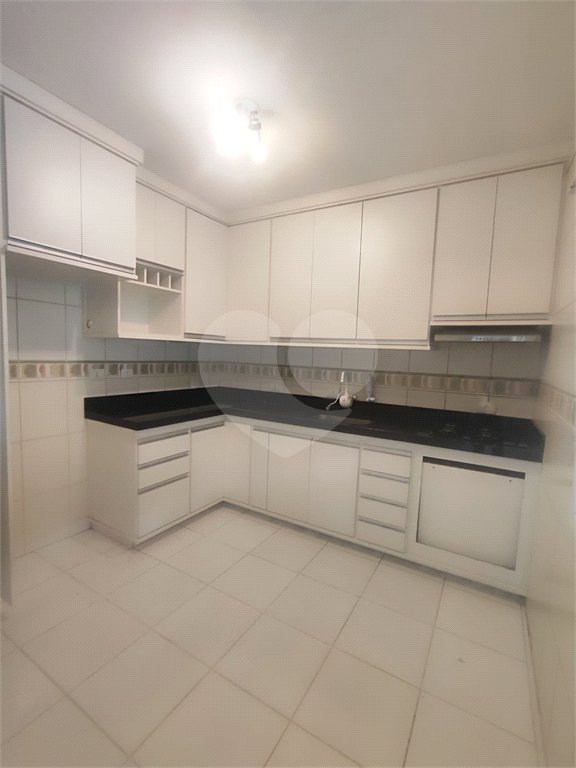 Casa à venda com 4 quartos, sendo 1 suíte, em Ivoturucaia, Jundiaí, SP