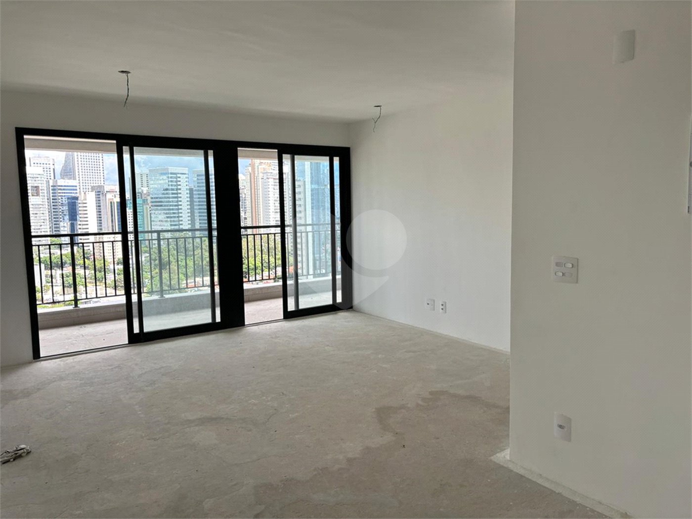 Apartamento à venda com 1 suíte em Vila Cordeiro, São Paulo, SP