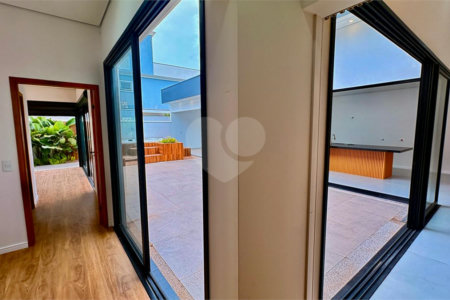 Casa à venda com 3 suítes no condomínio Campos do Conde I e II, Sorocaba - SP