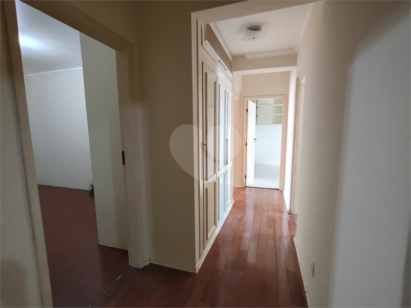 Apartamento à venda ou para alugar com 3 quartos, sendo 1 suíte, no Centro, Itapetininga, SP