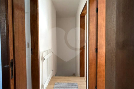 Sobrado à venda com 3 quartos, sendo 1 suíte,  em Villa Di Cesar, Mogi das Cruzes, SP