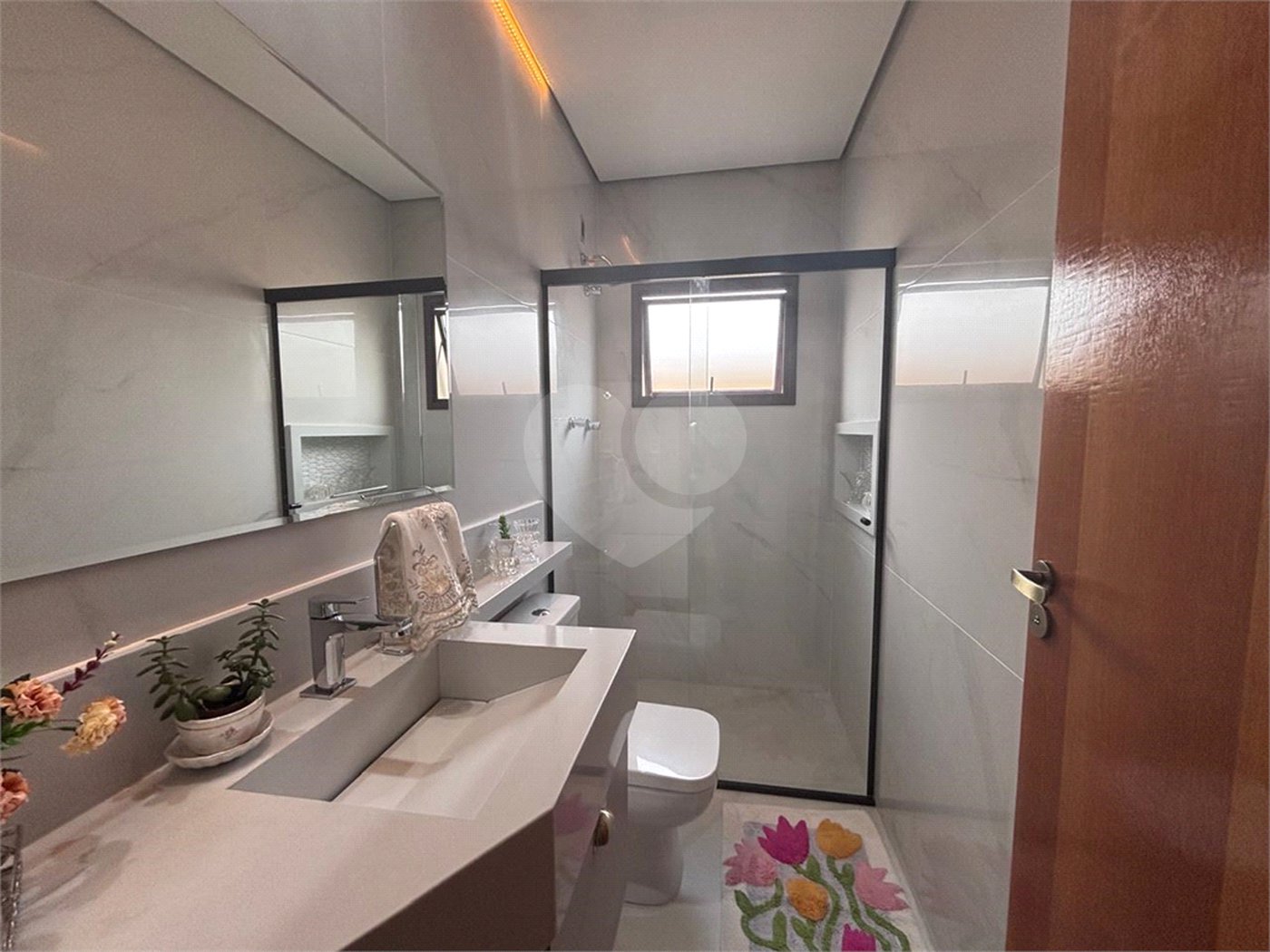 Casa à venda com 2 quartos, sendo 1 suíte, no condomínio Horizontes de Sorocaba, Sorocaba - SP