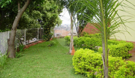 Sobrado à venda com 3 quartos, sendo 1 suíte,  em Horto, São Paulo, SP