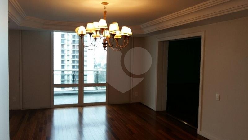 Apartamento à venda com 4 suítes em Alto da Boa Vista, São Paulo, SP