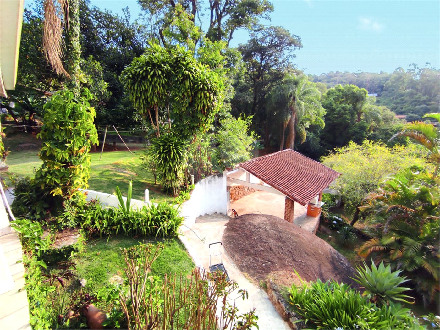 Sobrado à venda com 3 quartos, sendo 1 suíte, em Serra da Cantareira, Mairiporã, SP