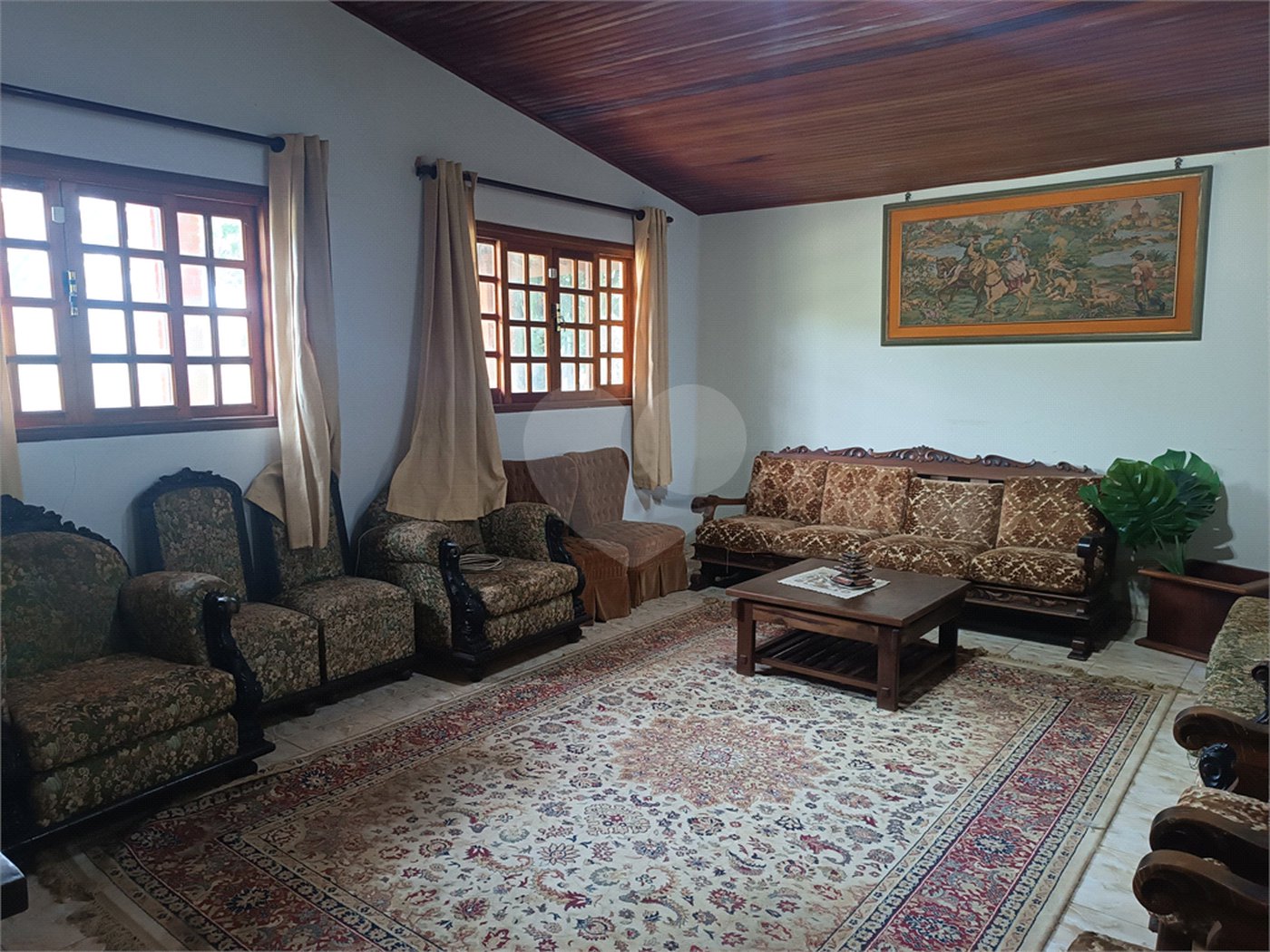 Sítio à venda com 6 quartos, sendo 5 suítes,  em Alto da Serra (mailasqui), São Roque, SP