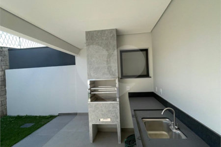 Casa à venda com 3 quartos, sendo 1 suíte, em Portal do Bosque, Louveira, SP