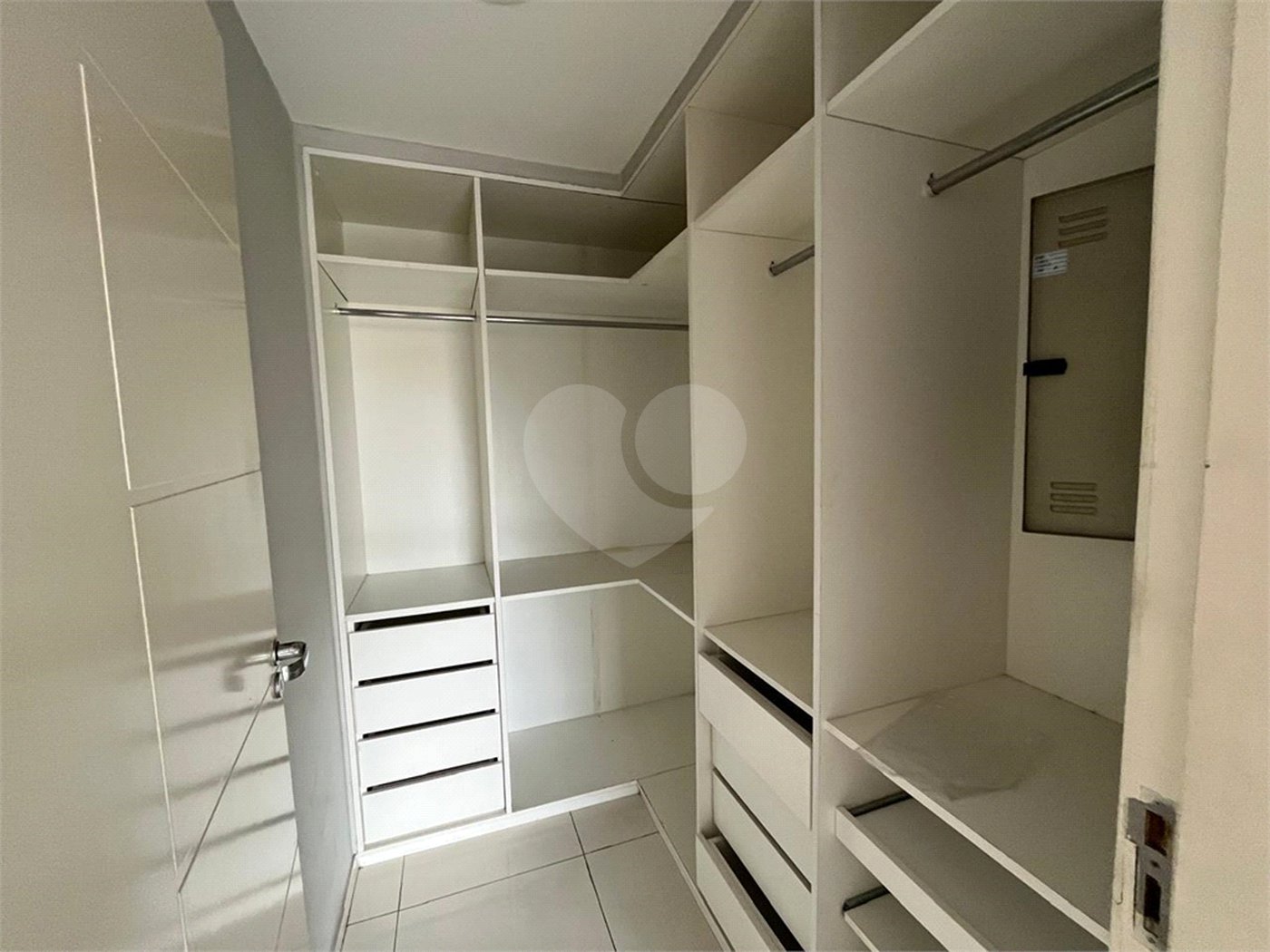 Casa à venda com 4 suítes no condomínio Pedra Mar, Rio de Janeiro - RJ