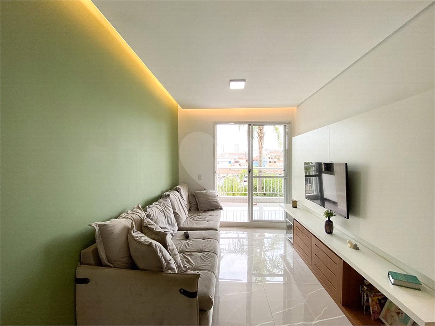 Apartamento à venda com 3 quartos, sendo 1 suíte, em Vila Paiva, São Paulo, SP