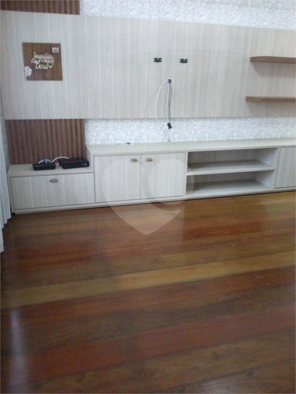 Chácara à venda com 3 quartos, sendo 1 suíte,  em Conjunto Habitacional Brás Cubas, Mogi das Cruzes, SP