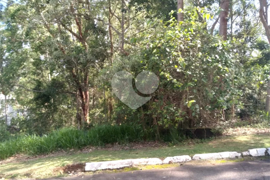 Terreno à venda no condomínio Suíça da Cantareira, Mairiporã - SP