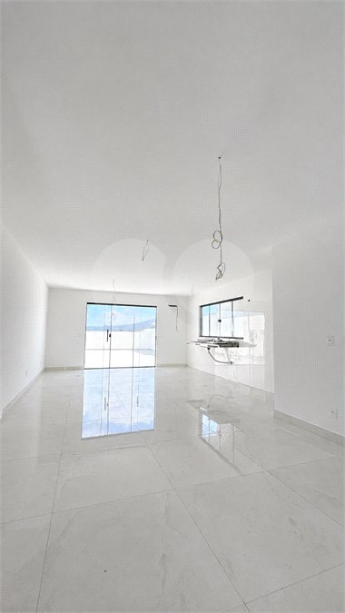 Casa à venda com 3 suítes no condomínio Residencial Green Ville, Rio de Janeiro - RJ