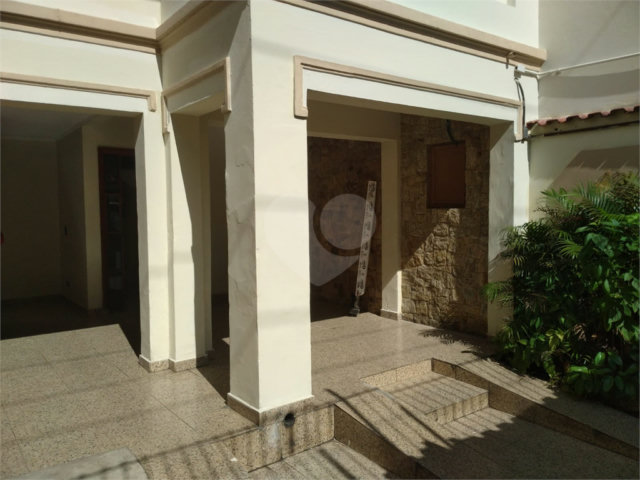 Sobrado à venda com 3 quartos em Santana, São Paulo, SP
