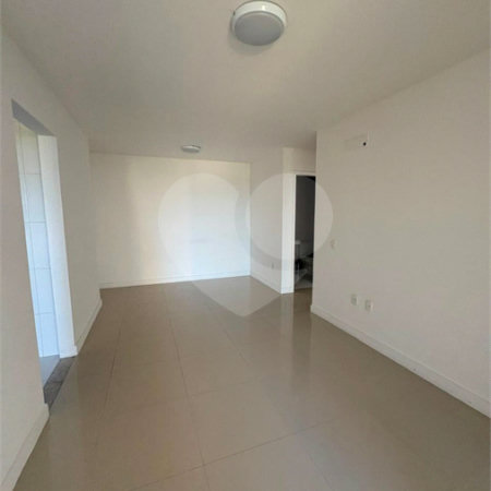 Apartamento à venda com 2 quartos, sendo 1 suíte,  em Camorim, Rio de Janeiro, RJ