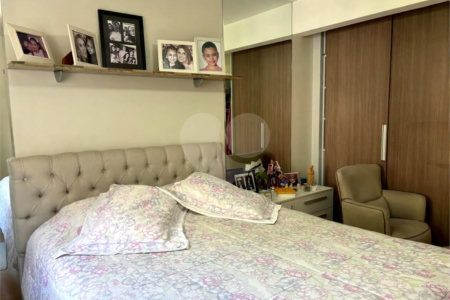 Apartamento à venda com 2 quartos, sendo 1 suíte, em Campo Belo, São Paulo, SP