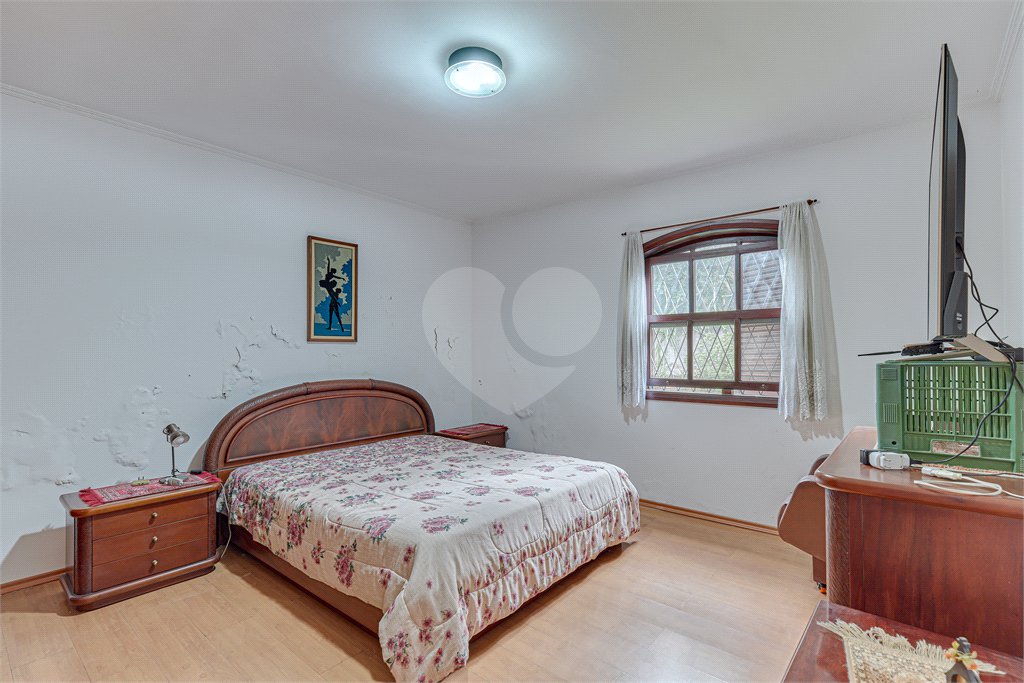 Casa Térrea à venda com 4 quartos, sendo 1 suíte, em Jardim Prudência, São Paulo, SP