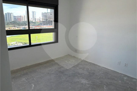Apartamento à venda com 4 suítes em Vila Cordeiro, São Paulo, SP