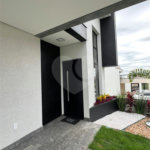 Casa à venda com 3 quartos, sendo 1 suíte, no condomínio Horto Florestal Villagio, Sorocaba - SP