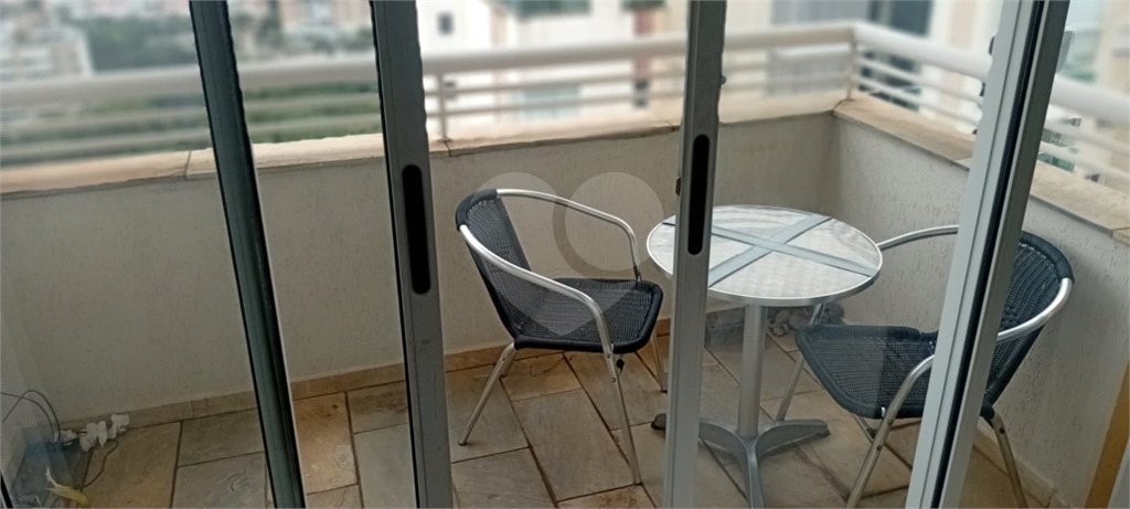 Apartamento 60 m² para locação mobiliado no Condomínio Edifício High Place.