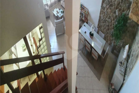 Casa à venda com 4 quartos, sendo 3 suítes, no condomínio Village Terras de Indaiá, Indaiatuba - SP