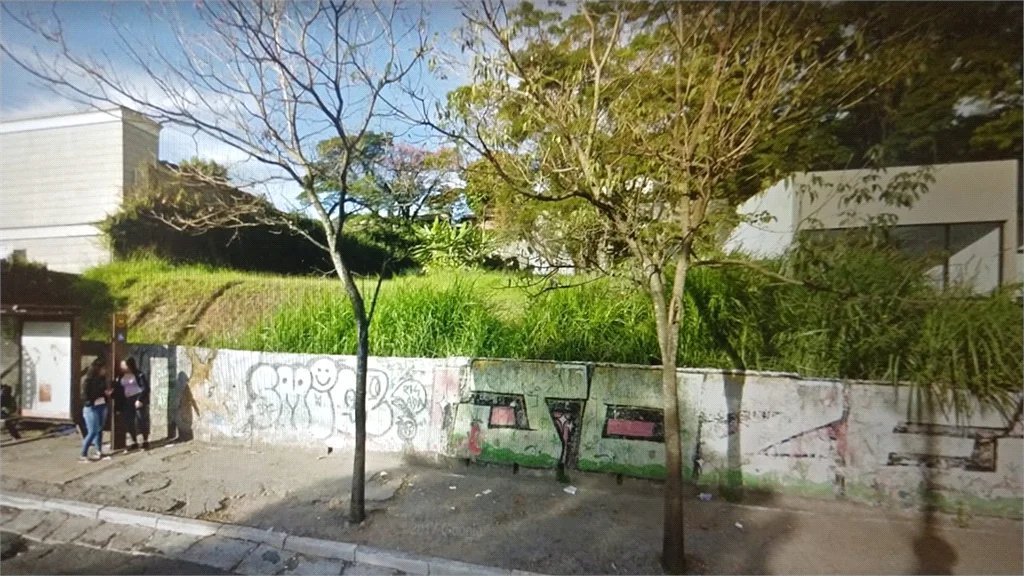 Terreno à venda ou para alugar no condomínio Giovanni Gronchi, São Paulo - SP