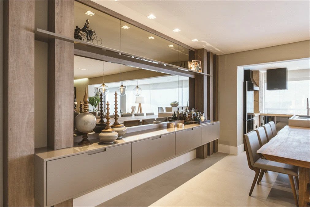 Cobertura de Alto Padrão no Mansão Imperial, 242 m², Acabamento Sofisticado e Estuda Permuta!