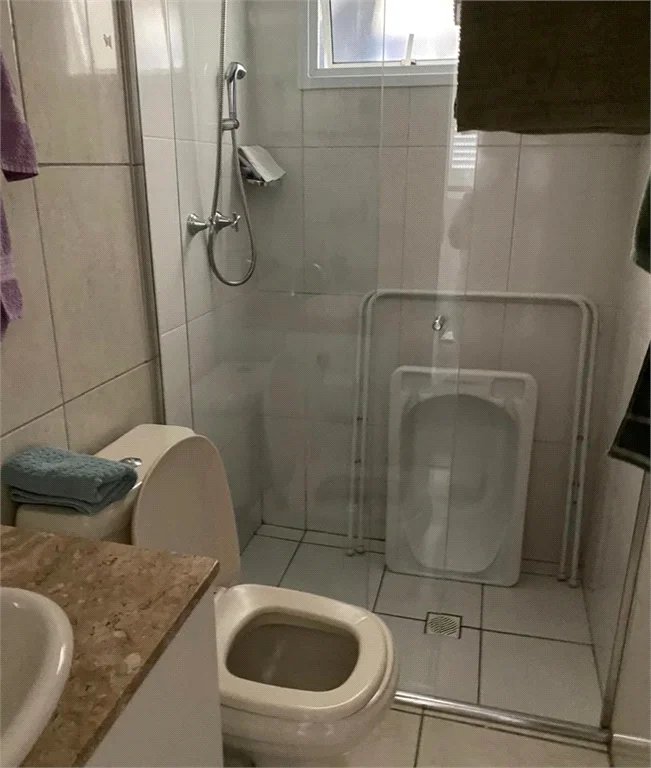 Apartamento à venda com 3 quartos, sendo 1 suíte,  em Lapa, São Paulo, SP