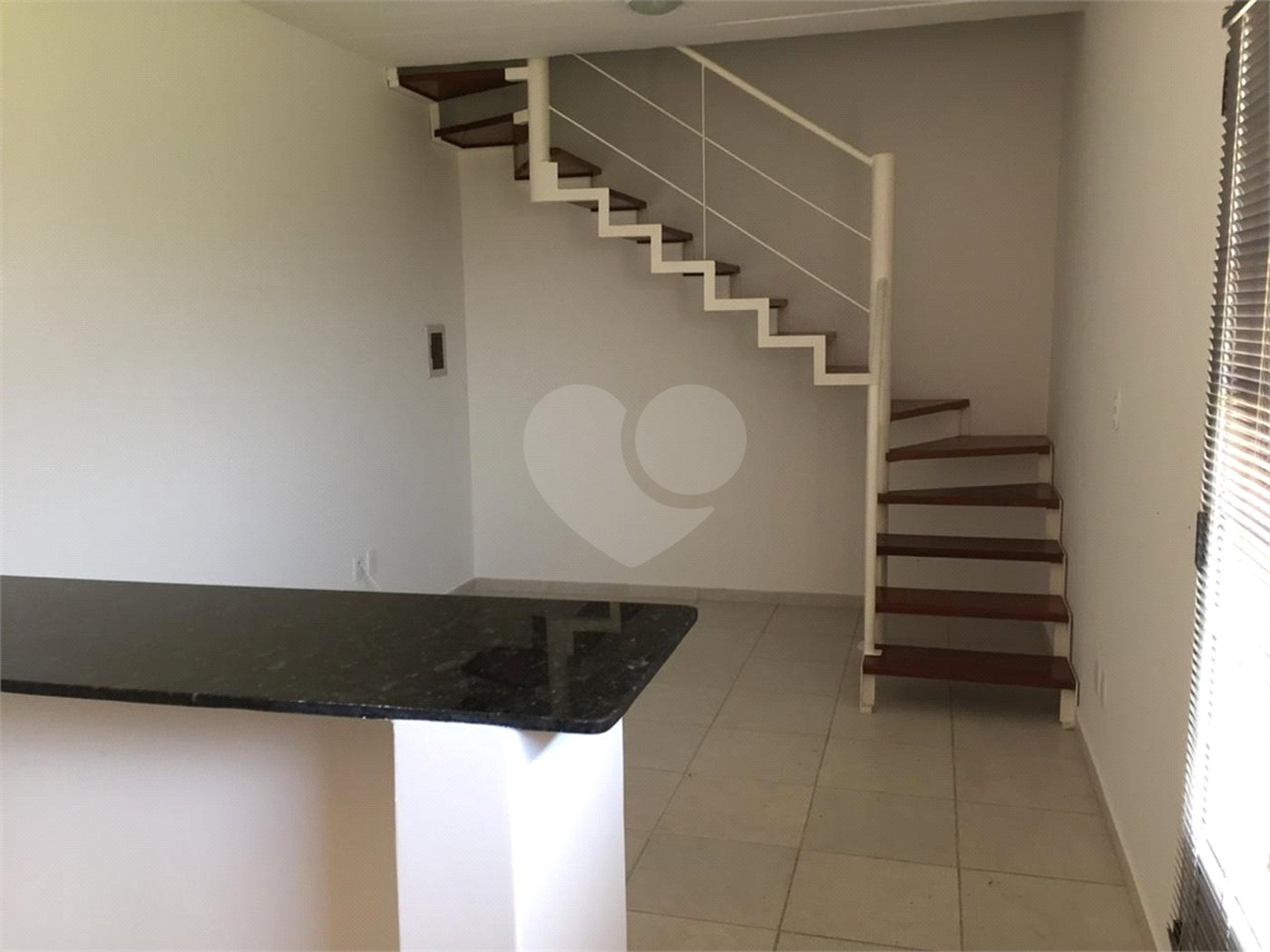 Casa à venda com 4 suítes em Jardim Maristela, Atibaia, SP
