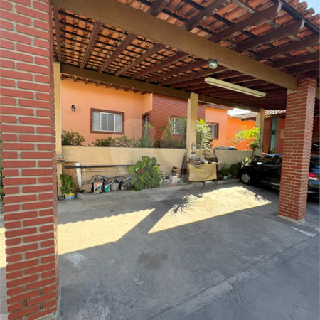 Casa Térrea à venda com 3 quartos em Vila Áurea, Poá, SP