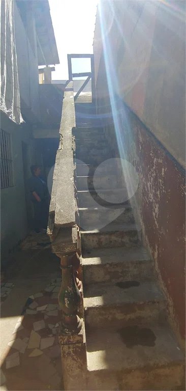 Casa com 156 m², 2 quartos, garagem para 3 carros, à venda no bairro Cerâmica em São Caetano do Sul