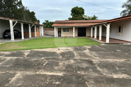 Chácara à venda com 3 quartos, sendo 1 suíte, em João Jabour, Salto, SP