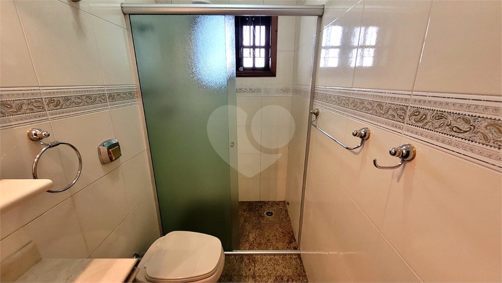 Sobrado à venda com 3 suítes no Centro, Osasco, SP