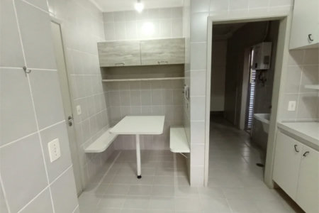 Apartamento à venda com 3 quartos, sendo 1 suíte, em Vila Andrade, São Paulo, SP
