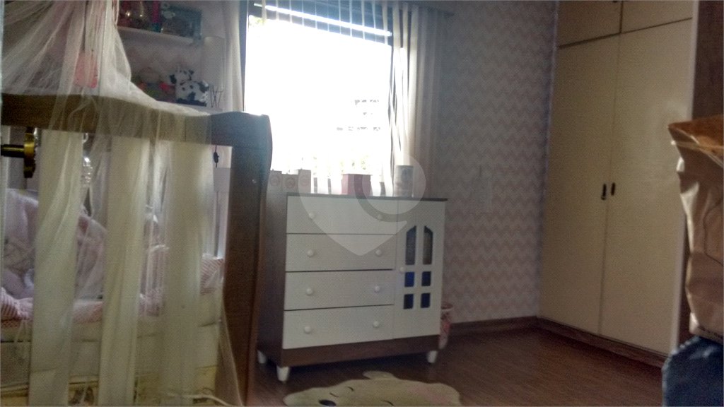 Sobrado à venda com 3 quartos, sendo 1 suíte,  em Jardim das Vertentes, São Paulo, SP