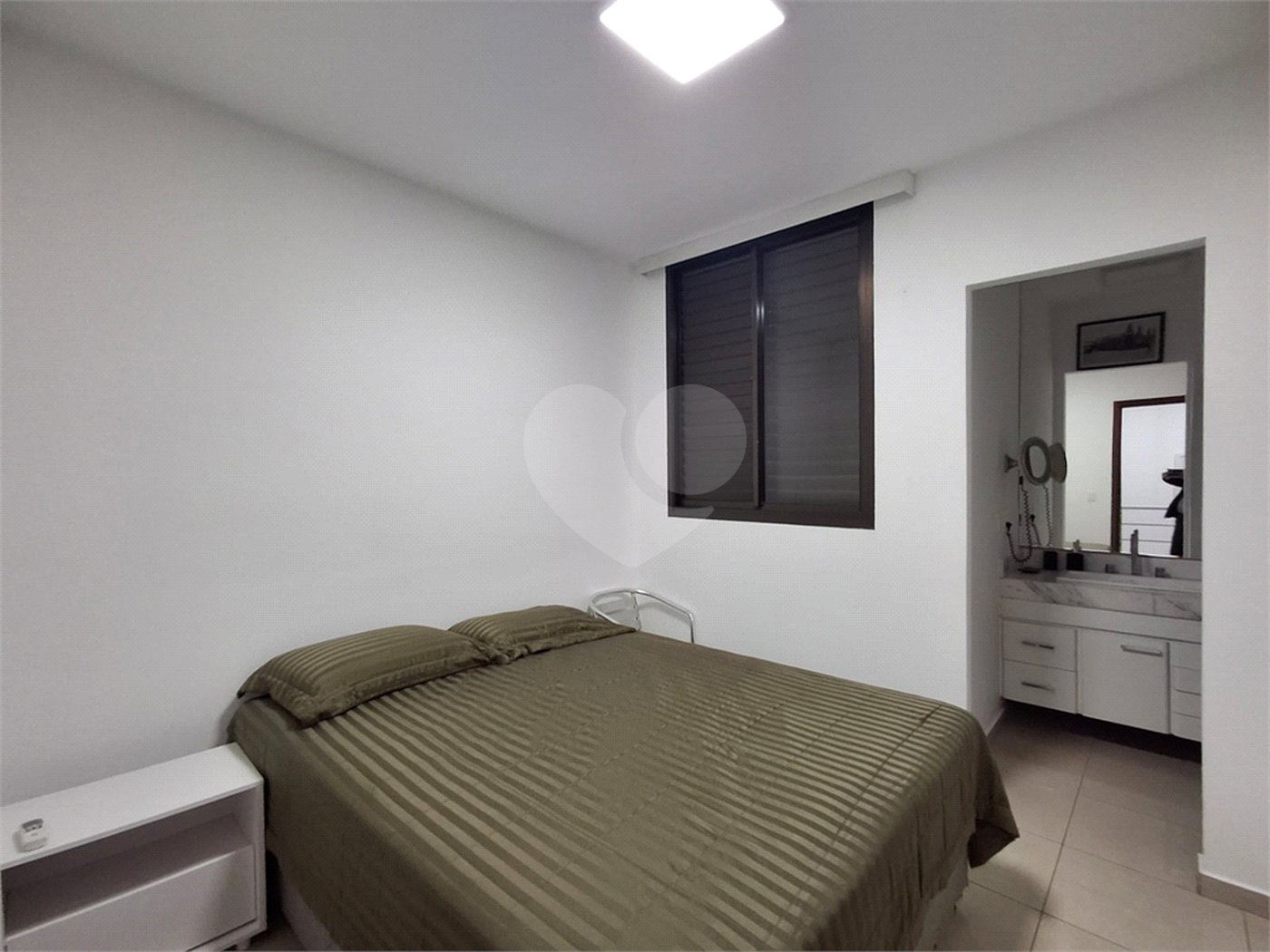 Apartamento à venda ou para alugar com 2 suítes em Indianópolis, São Paulo, SP