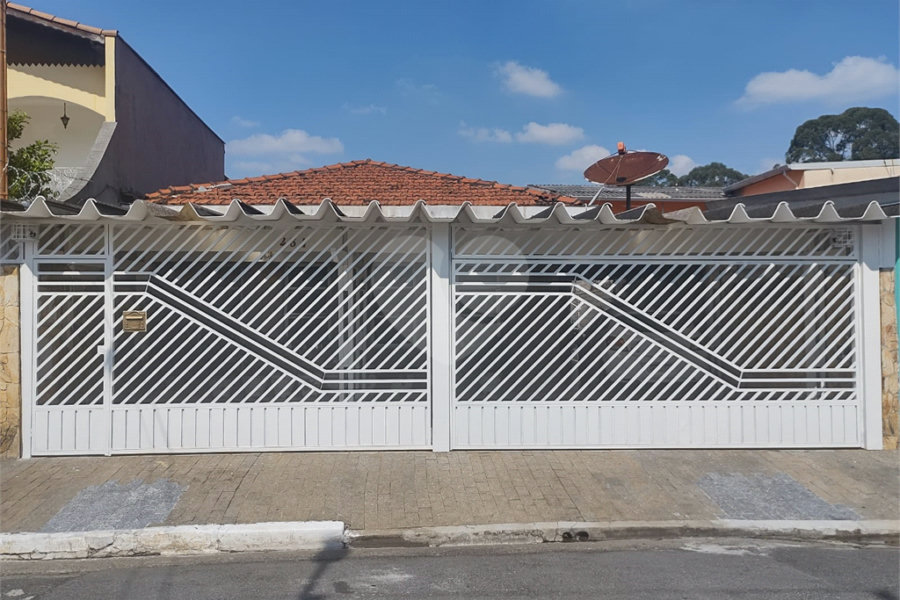 Casa Térrea à venda com 4 quartos, sendo 2 suítes,  em Parque Edu Chaves, São Paulo, SP